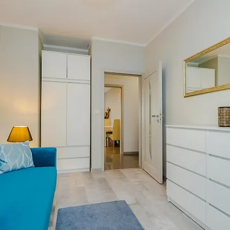 Family Zoliborz By Renters *